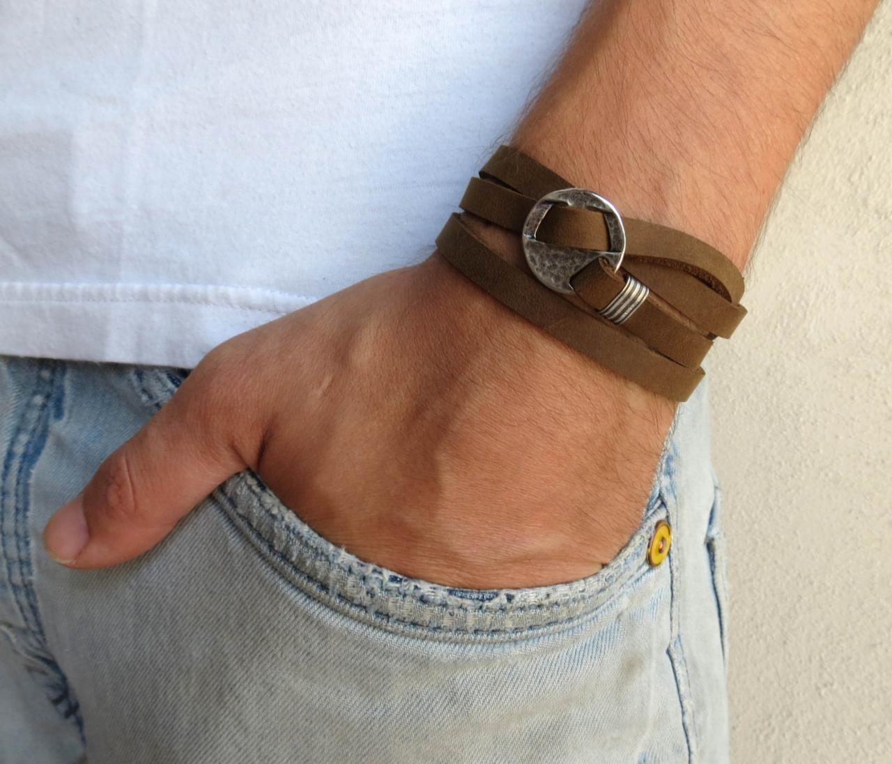 Men's Bracelet - Light Brown Leather Bracelet With Silver Circle Element - Men's Jewelry - Geometric Jewelry - Gift For Him